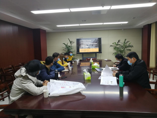文旅投公司組織開展銅鑼寨景區(qū)標識導視系統(tǒng)規(guī)劃設計方案現(xiàn)場勘驗工作
