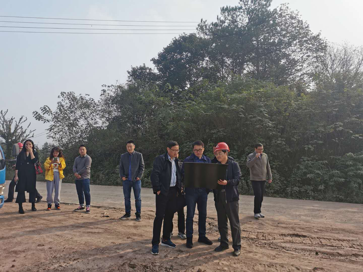 市民政局檢查指導陵園項目建設